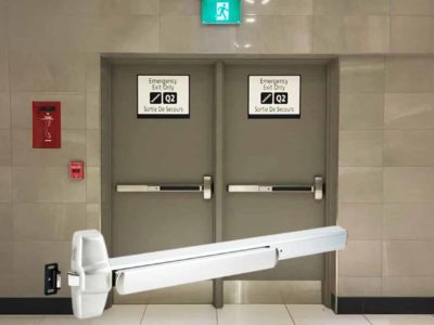 プッシュオープンバー「パニックバー」イメージ