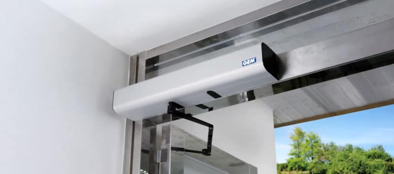 後付けできる自動ドア「アシスト・スイング」イメージ